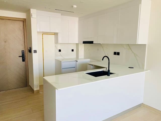property-img