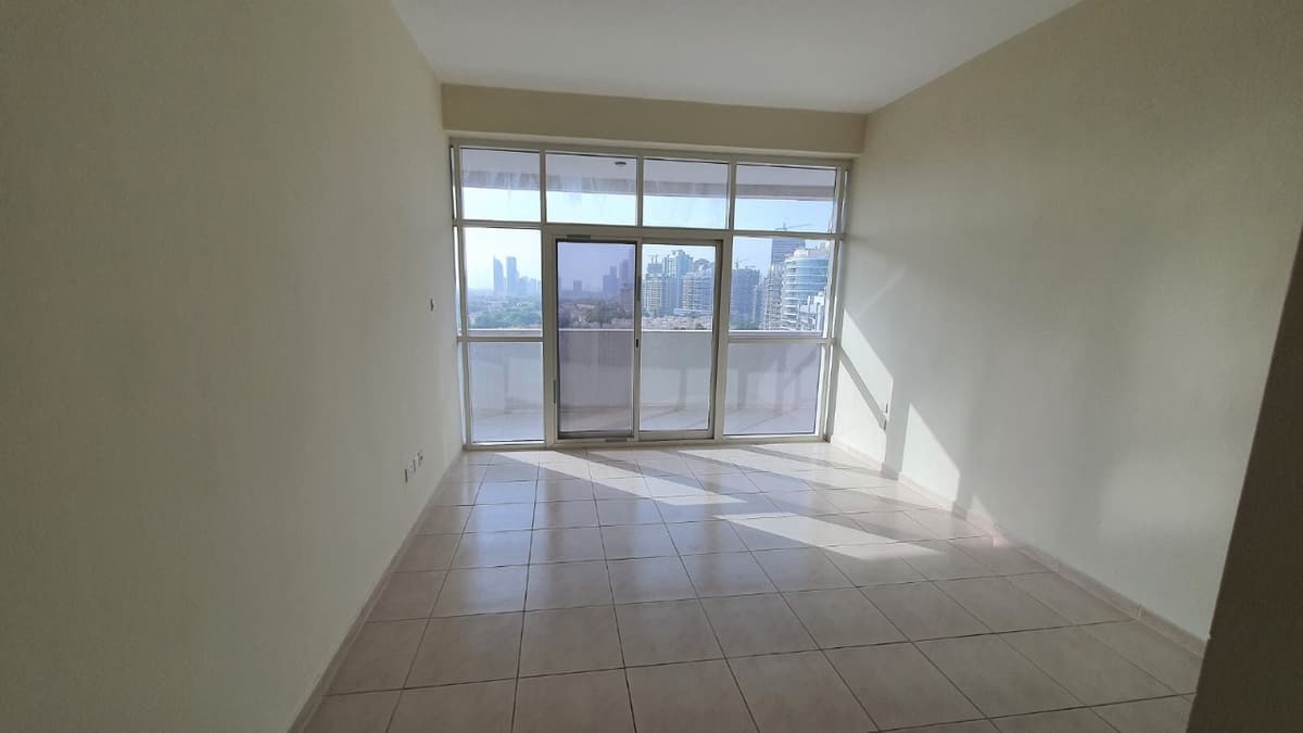 property-img