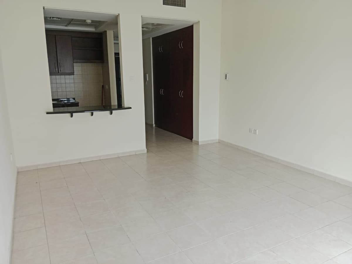 property-img