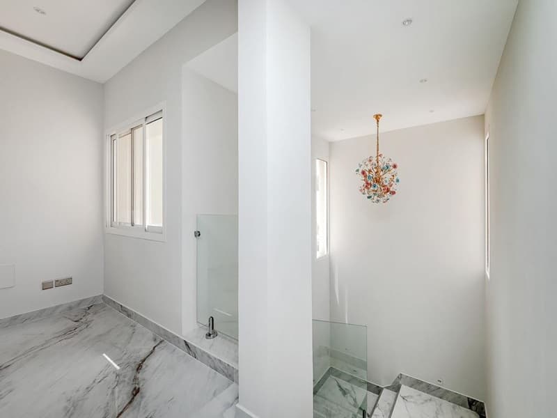 property-img