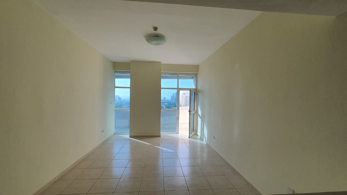 property-img