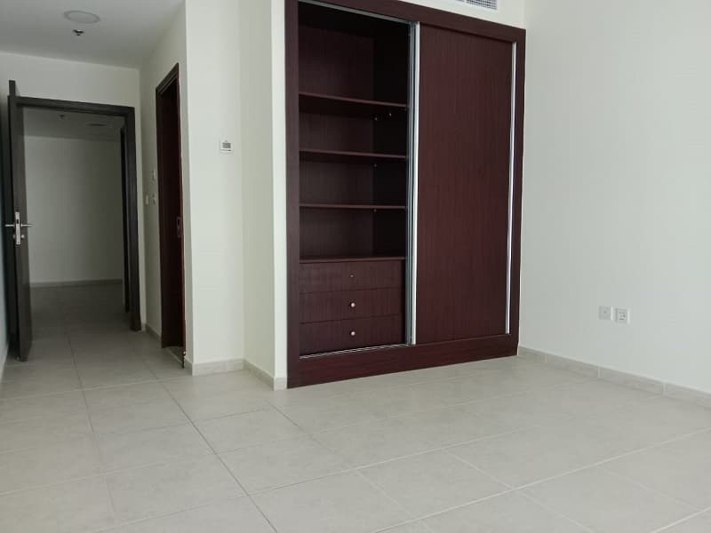property-img
