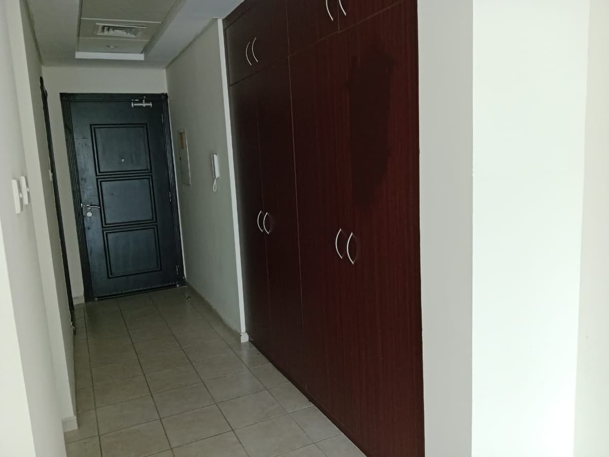 property-img