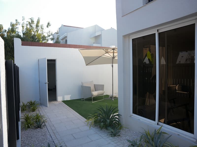 property-img