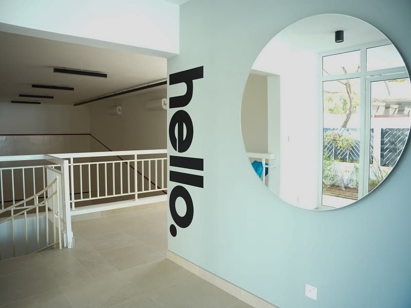 property-img