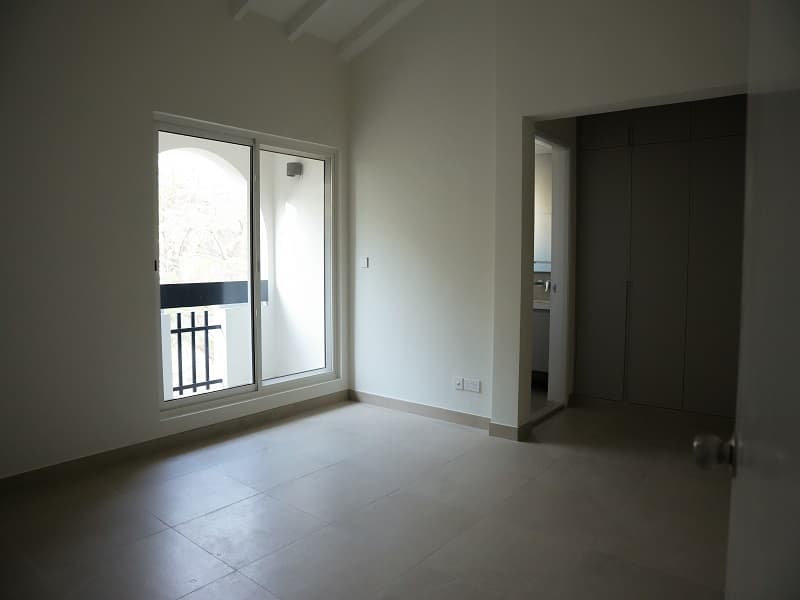 property-img