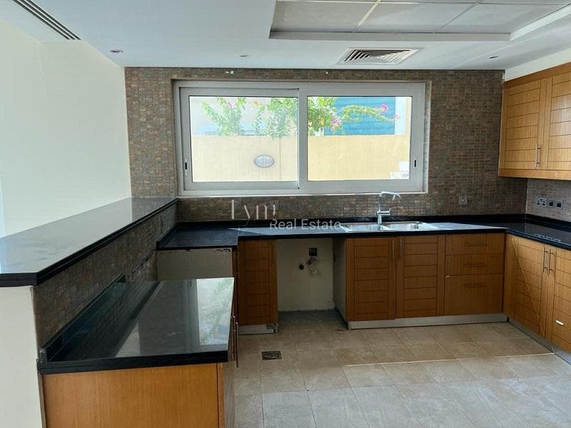 property-img