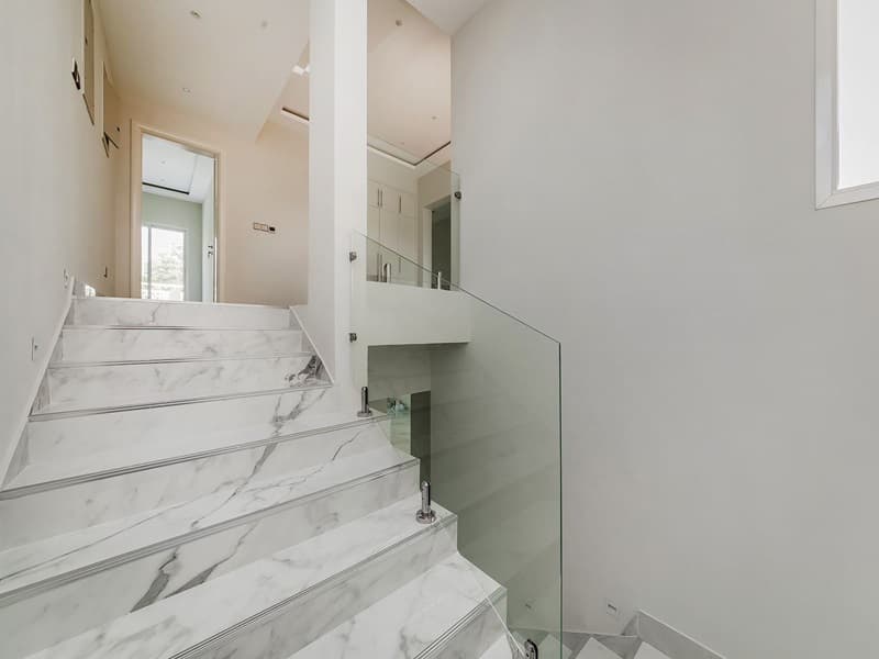 property-img
