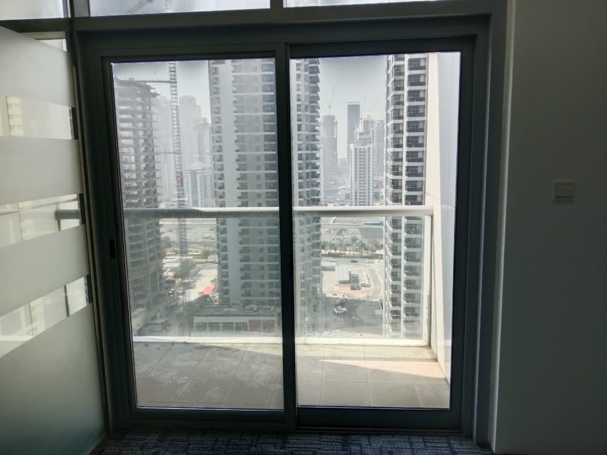 property-img