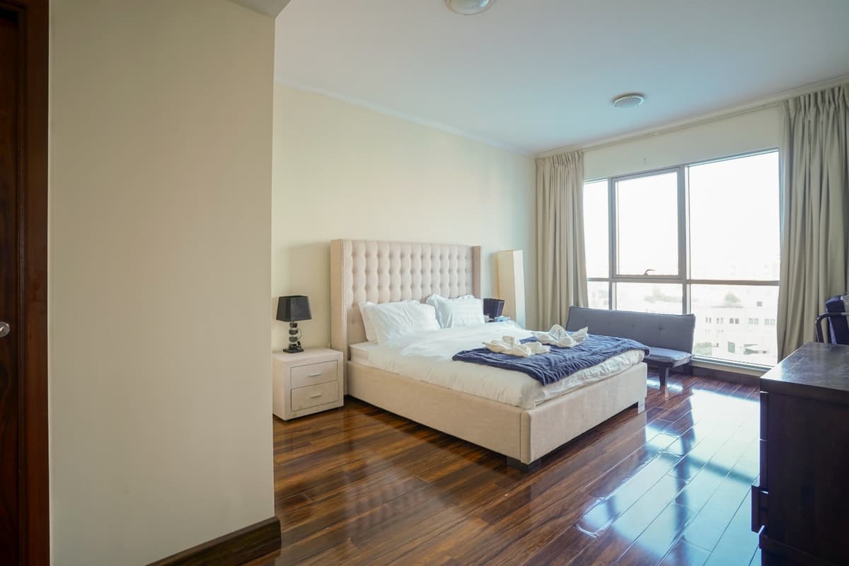 property-img