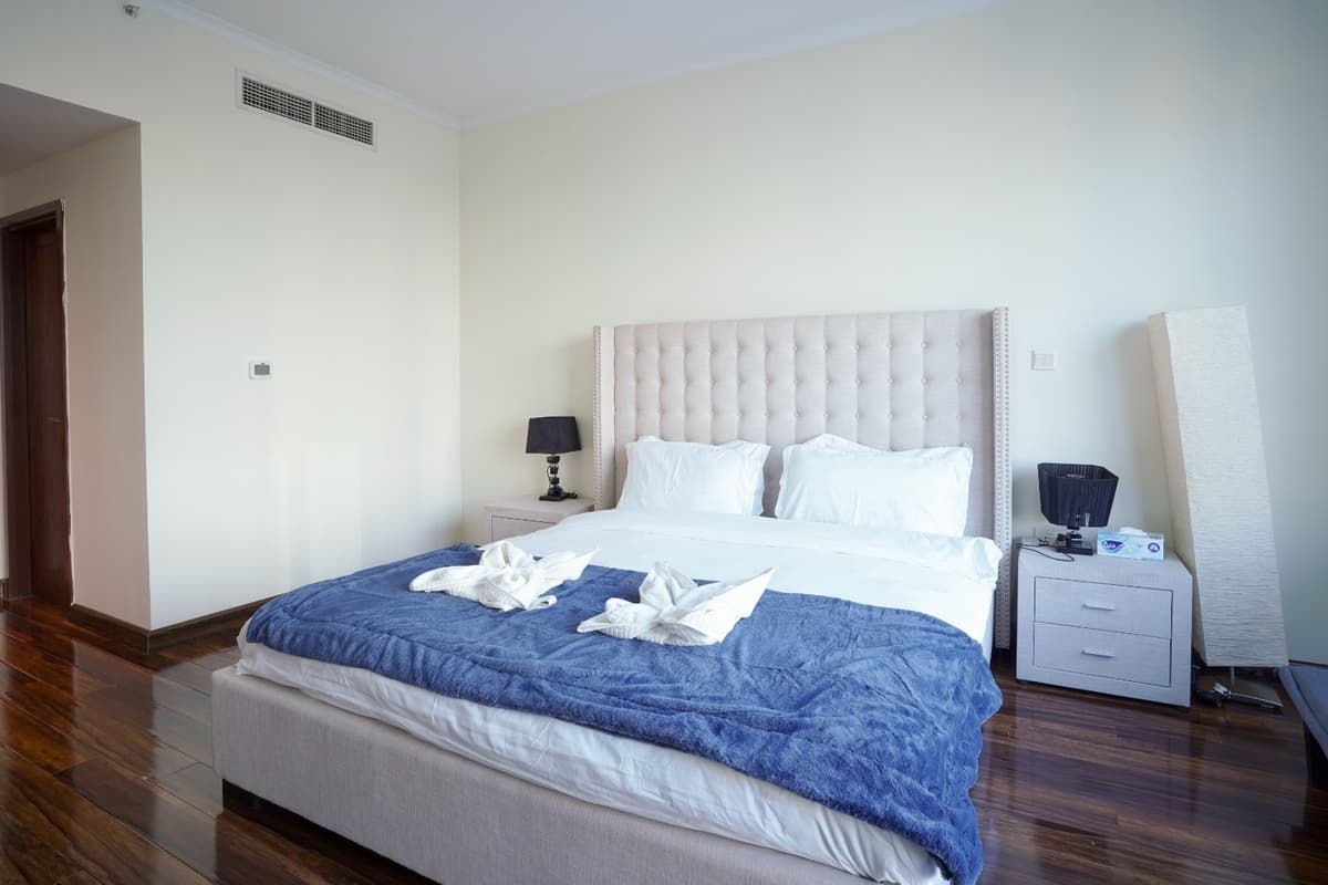 property-img
