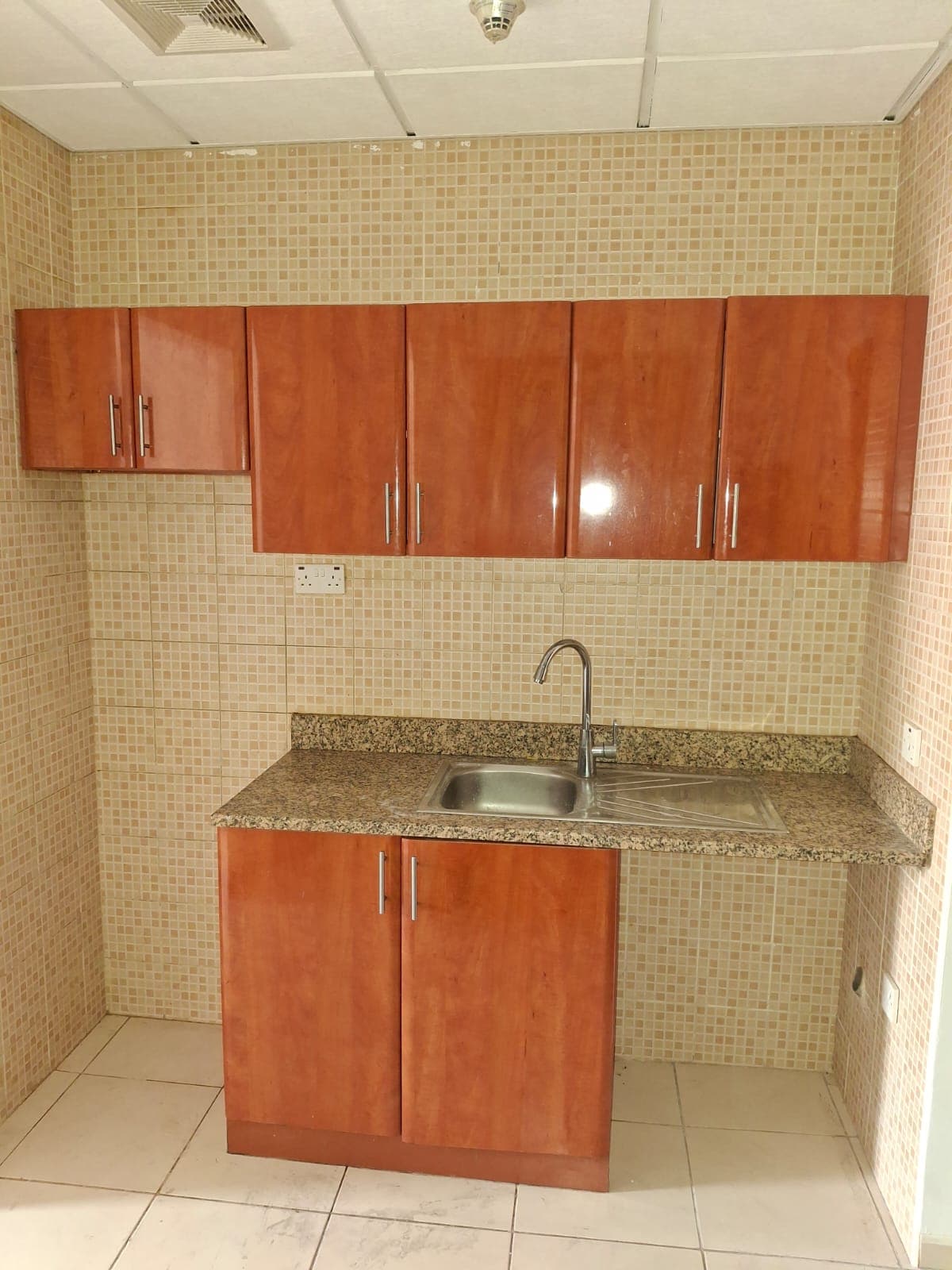 property-img