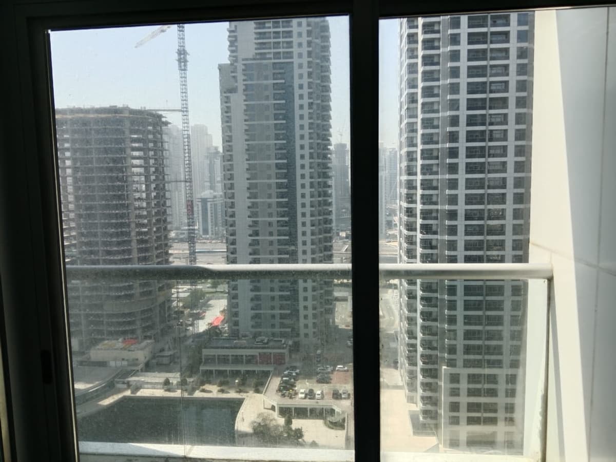 property-img