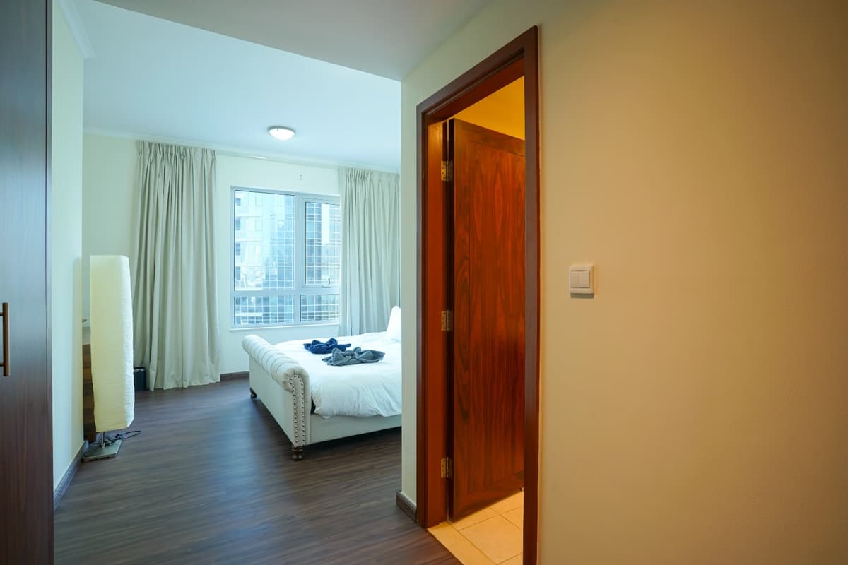 property-img