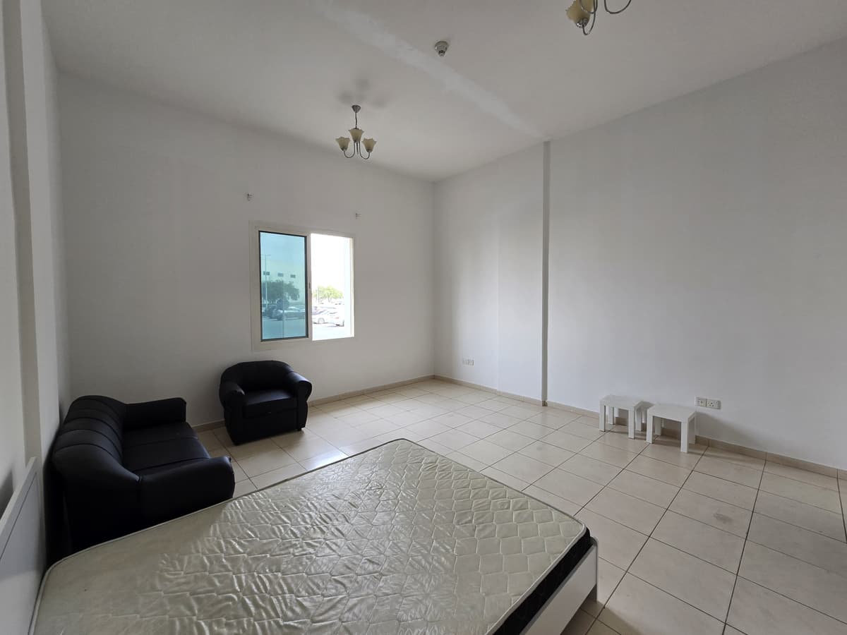 property-img