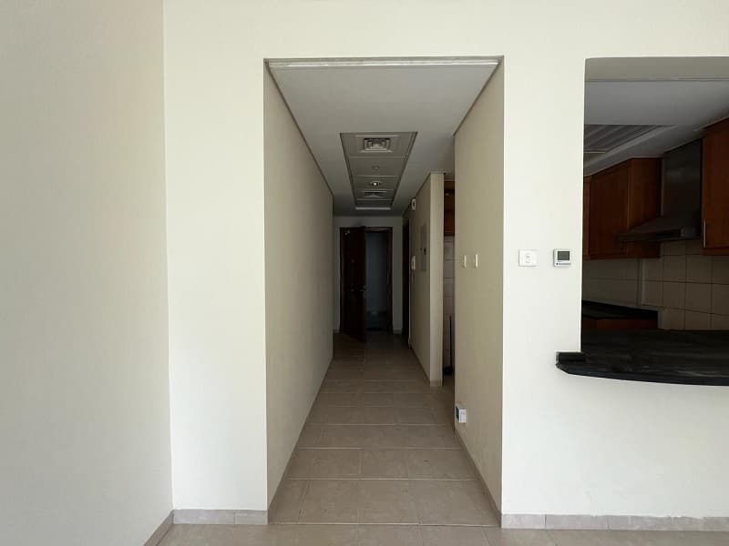 property-img