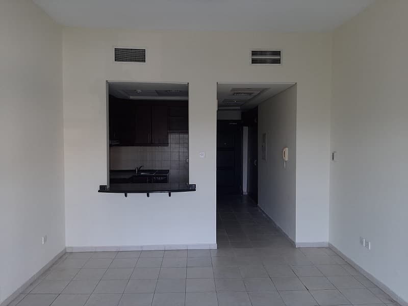 property-img