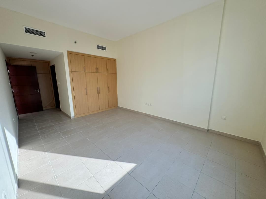 property-img