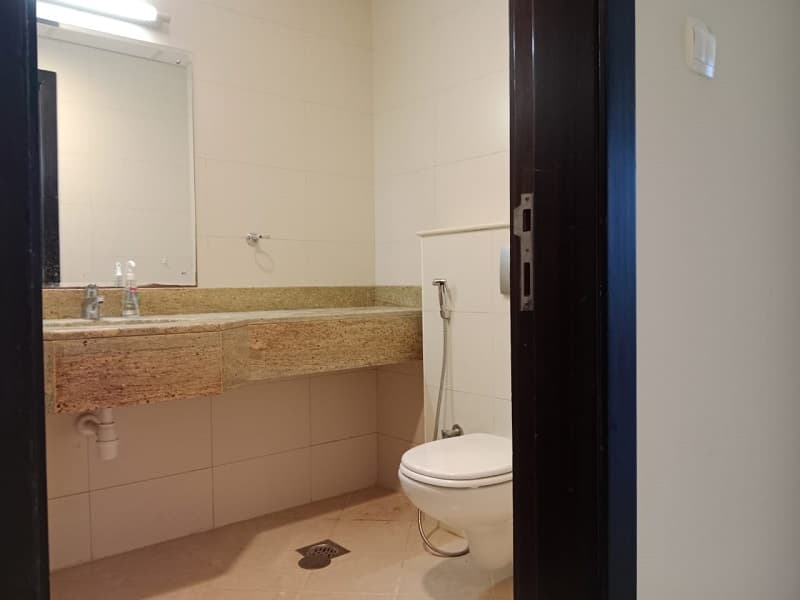 property-img