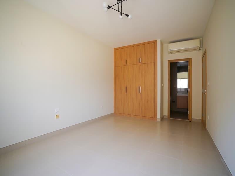 property-img