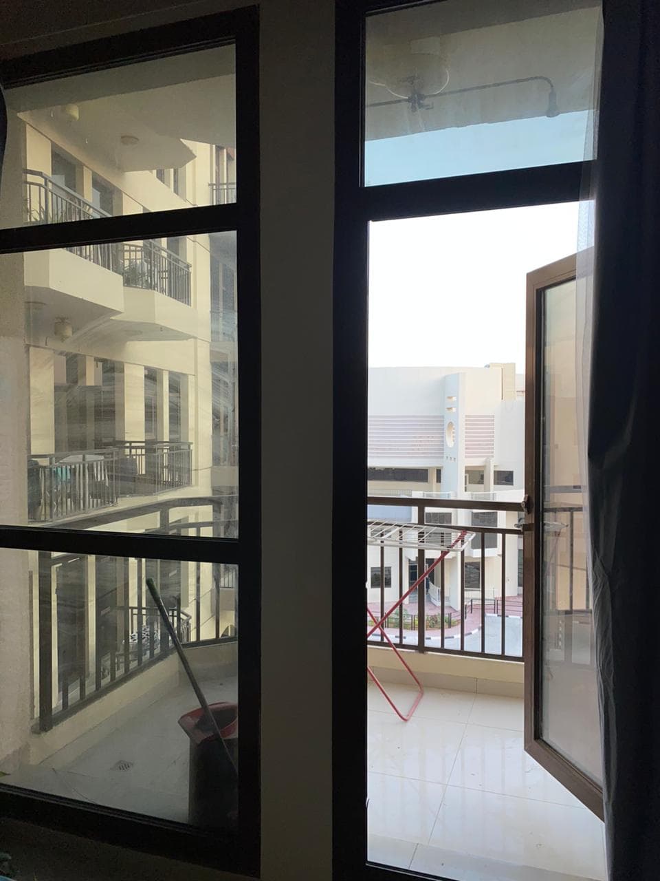 property-img