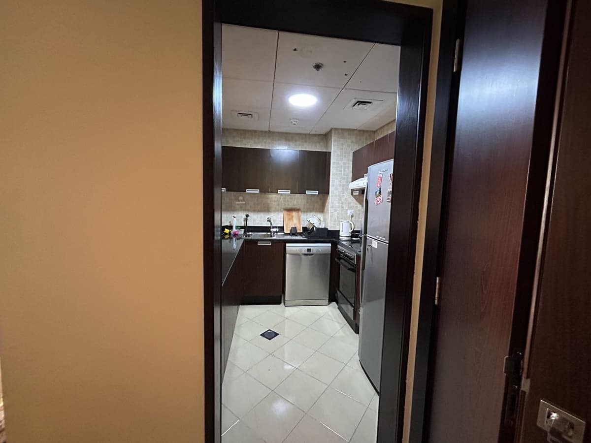 property-img