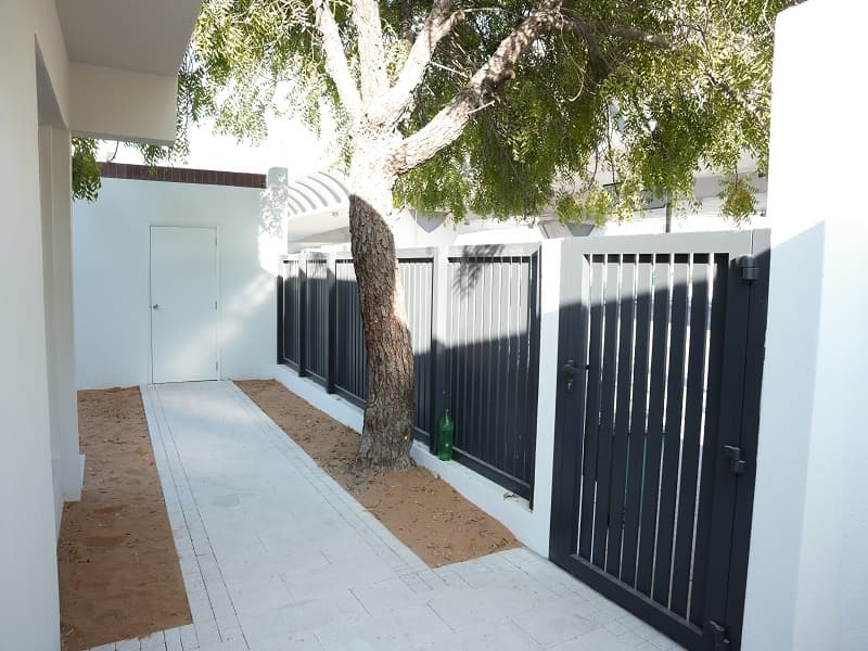 property-img
