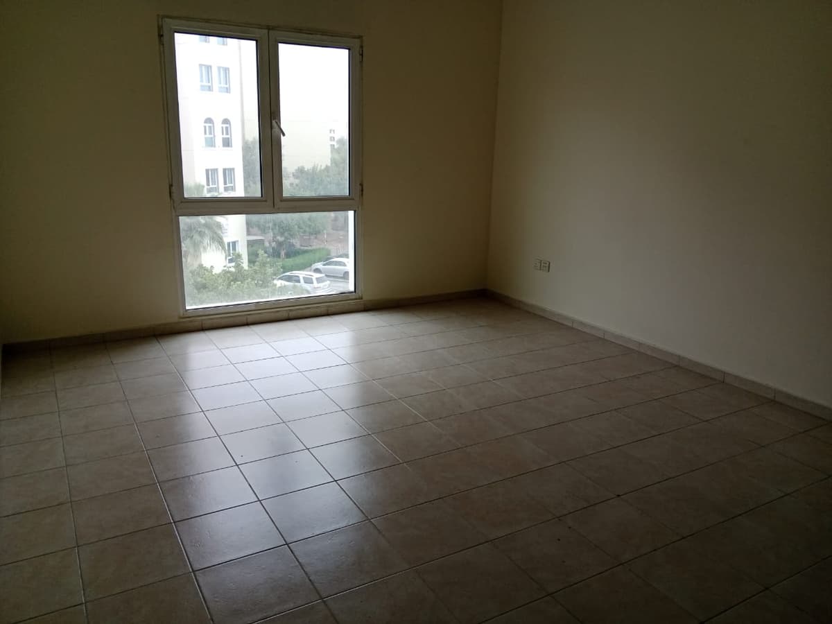 property-img